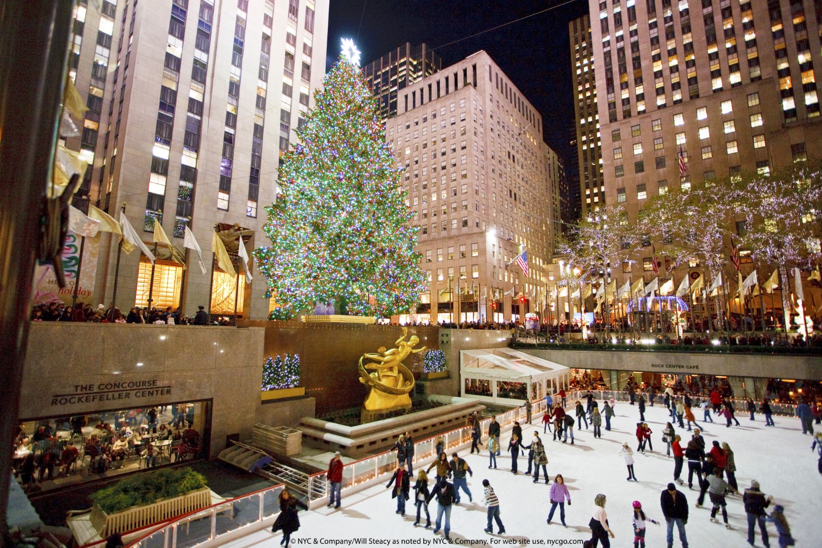 Rockefeller Center Tree Lighting Ceremony LUMA Hotel